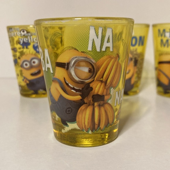 MINION Shot Glasses x4 - Picture 3 of 8
